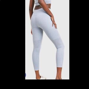 Mono B HIGH-RISE TLC SEAMLESS LEGGGINGS Style: APH3126 (12B) Size M